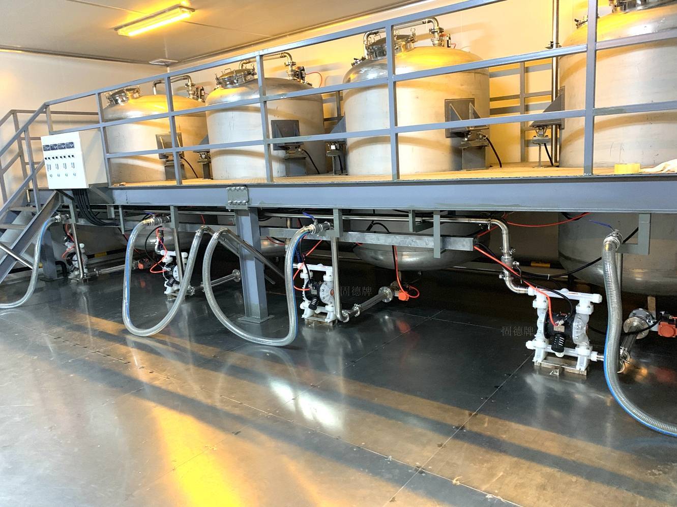 55e5f79dfecec23f_89_3 55e5f79dfecec23f_89_3