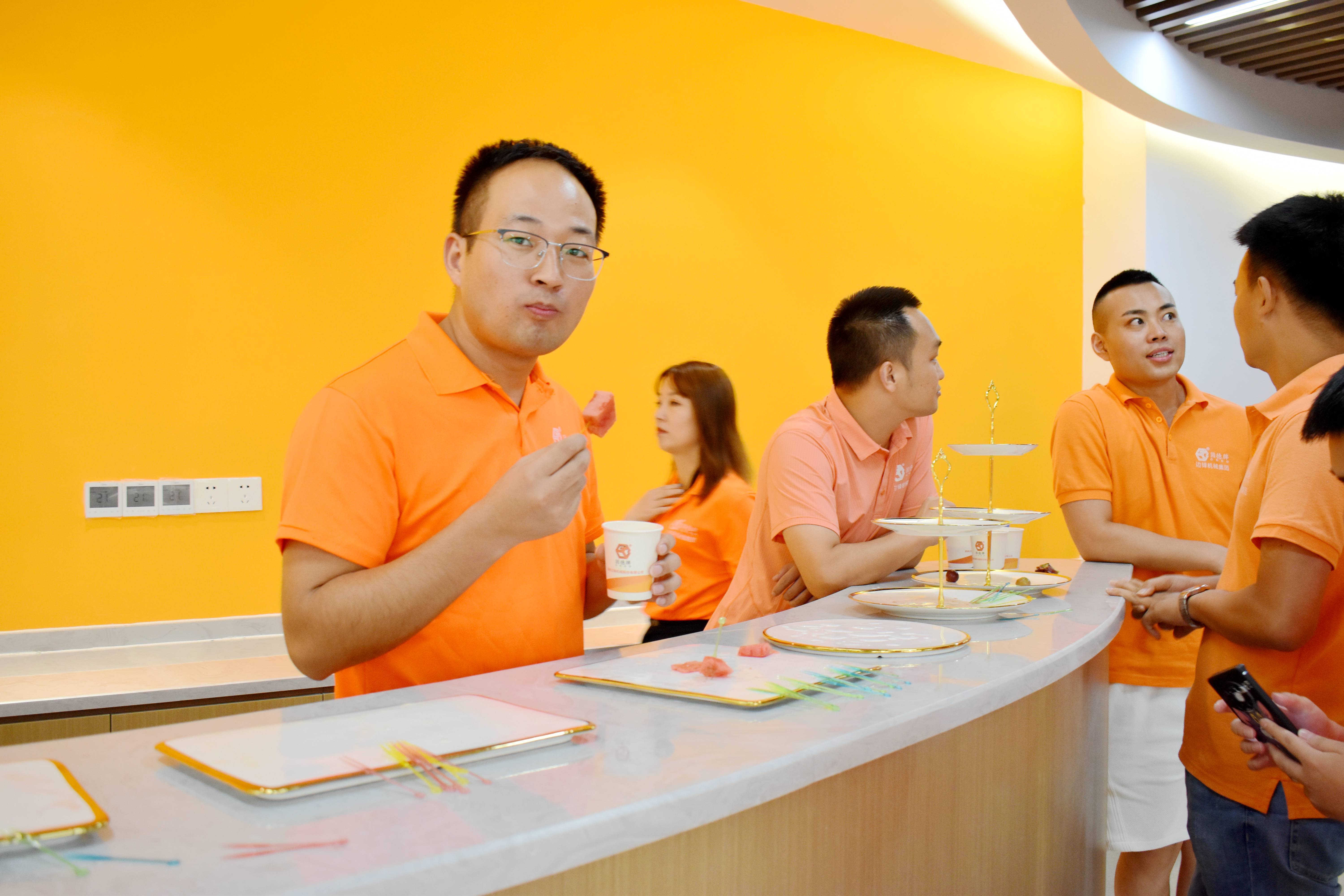 1b856dff3633074b_44_15 1b856dff3633074b_44_15