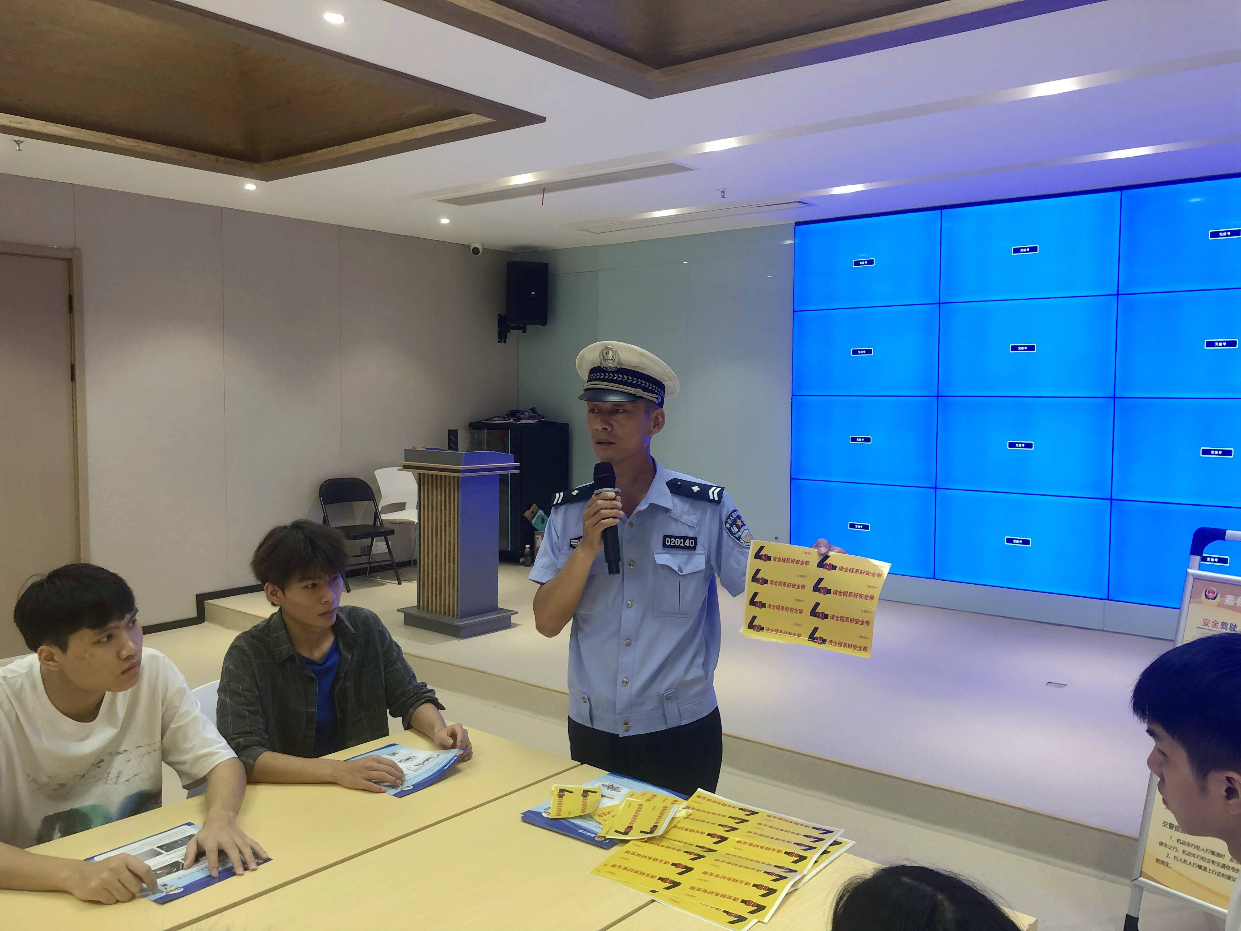 b35b0a31d15df86d_25_3 b35b0a31d15df86d_25_3