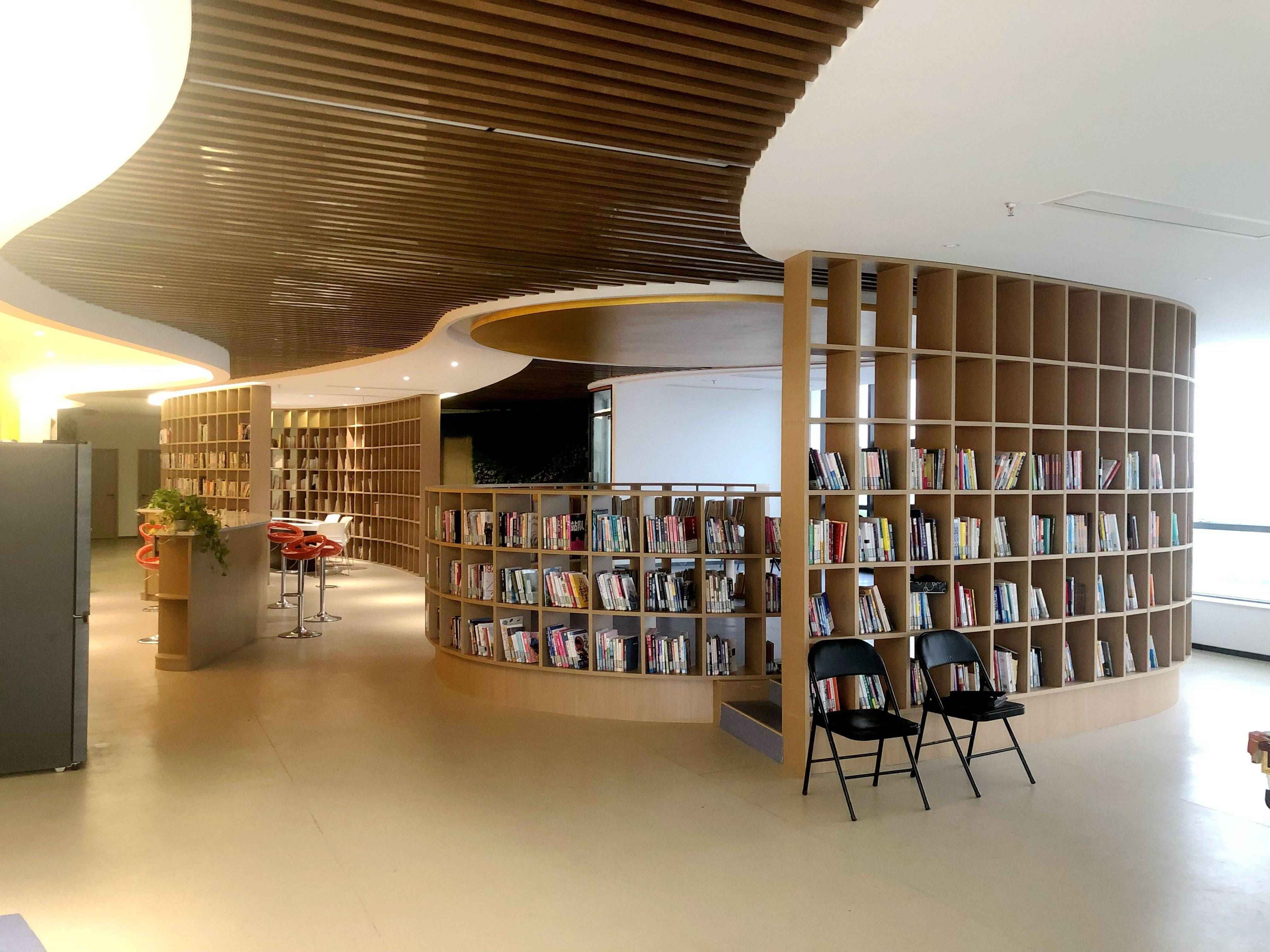 64c211437e78874b_33_0 64c211437e78874b_33_0