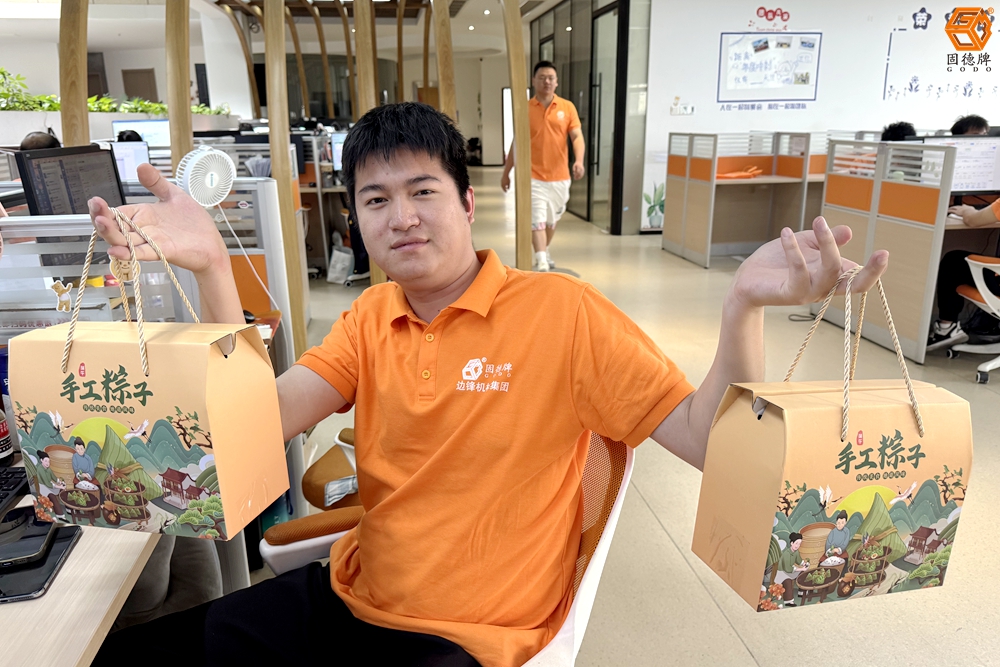 2b70005b-931e-4e16-99a3-7ce5d7779030 2b70005b-931e-4e16-99a3-7ce5d7779030