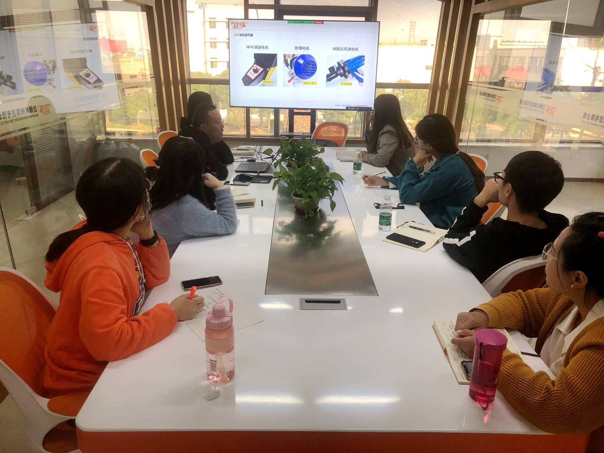 邊鋒機械集團,固德牌,隔膜泵,隔膜泵廠家,遠程海外培訓(xùn)