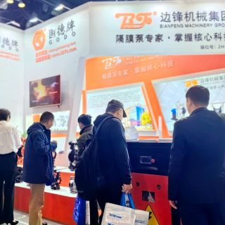 直擊北京水展現(xiàn)場，看邊鋒精彩瞬間！